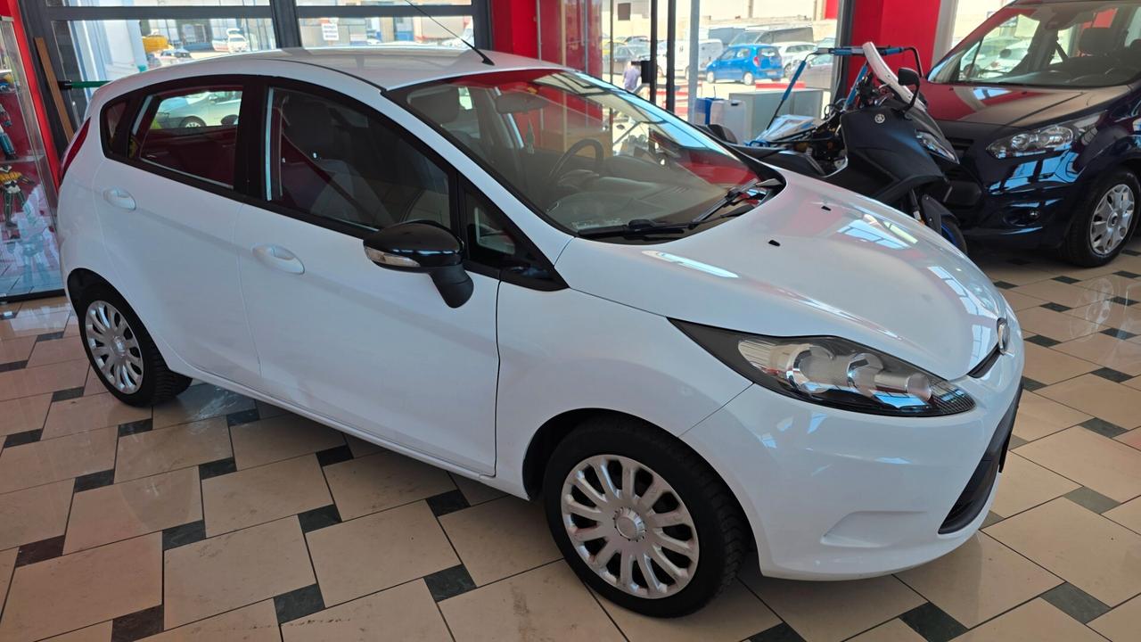 Ford Fiesta Fiesta+ 1.4 TDCi 68CV 5 porte
