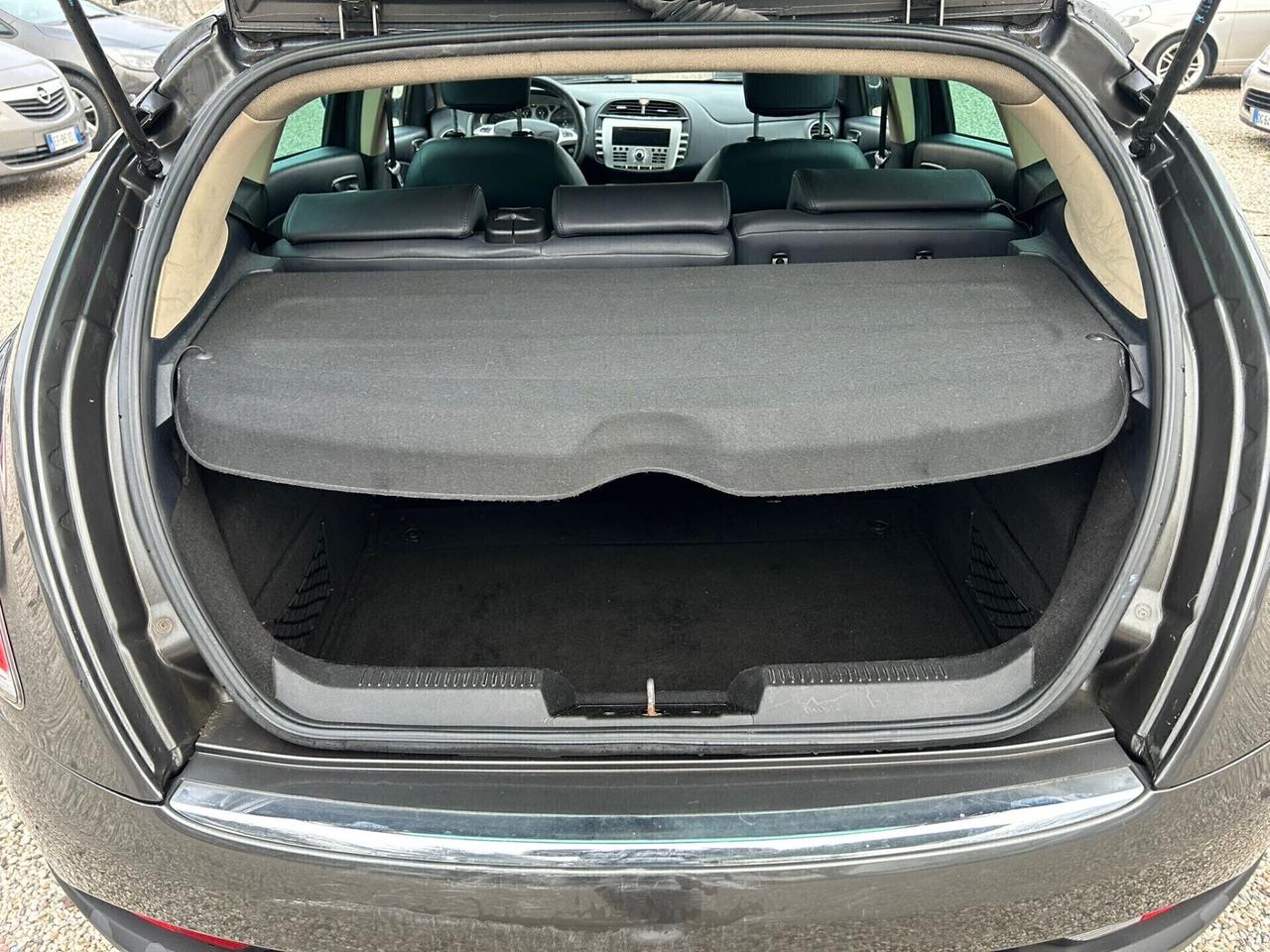 Lancia Delta 2.0 MJT DPF Platino 165CV