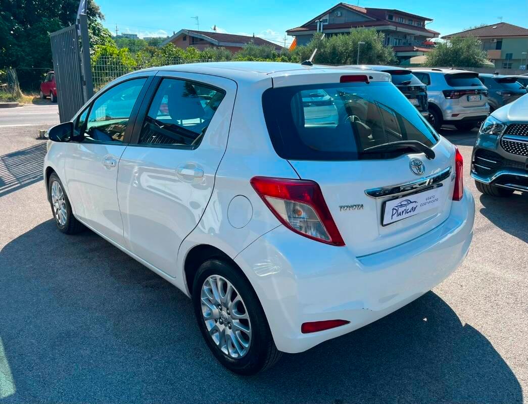 Toyota Yaris 1.4 d-4d Lounge s CL 5p