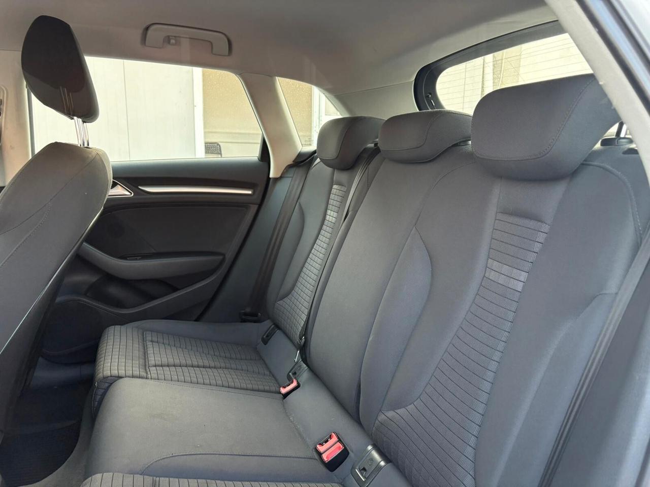 Audi A3 1.6 TDI clean diesel Ambition
