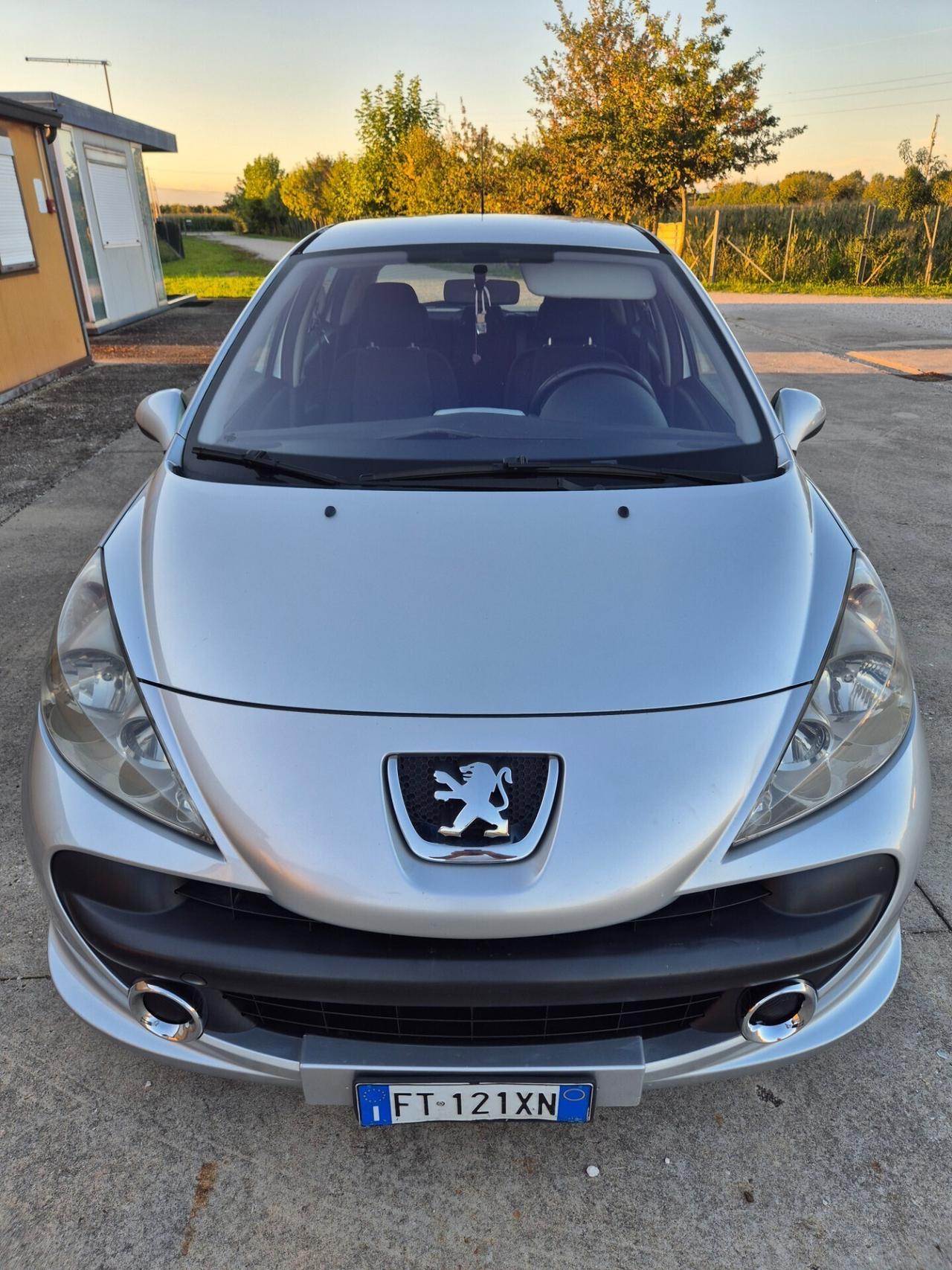 Peugeot 207 1.4 88CV 5p. neopatentati
