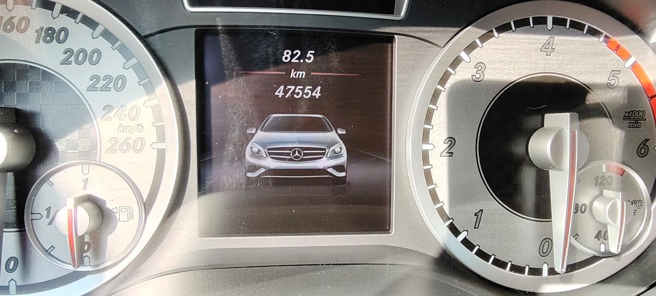 MERCEDES CLA 180 AMG 47000 KM!!!!