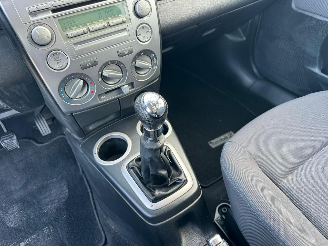 Mazda 2 1.2 16V 5p. Sony Ericsson Neopatentati