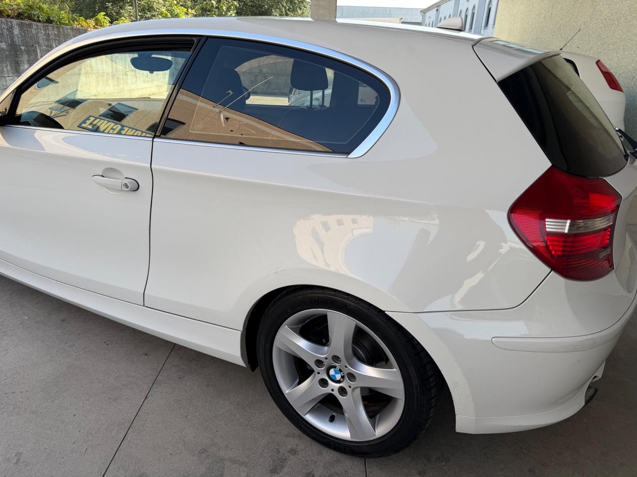 Bmw 116 116i cat 5 porte Eletta