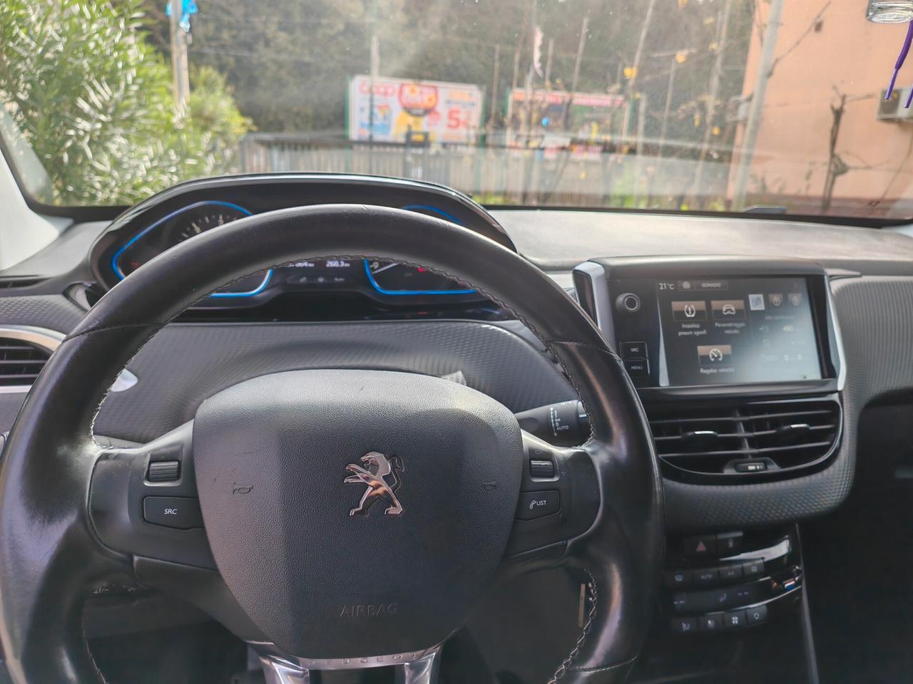 Peugeot 2008 1.6 HDi NUOVA E FULL