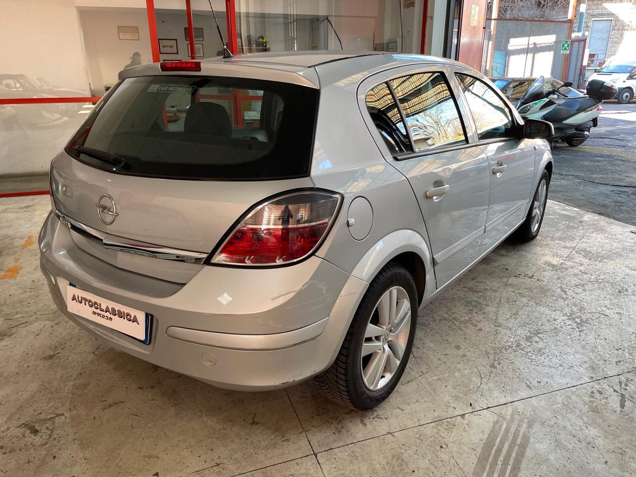 Opel Astra 1.6 16V VVT 5 porte Enjoy UNICO PROPRIETARIO!!!