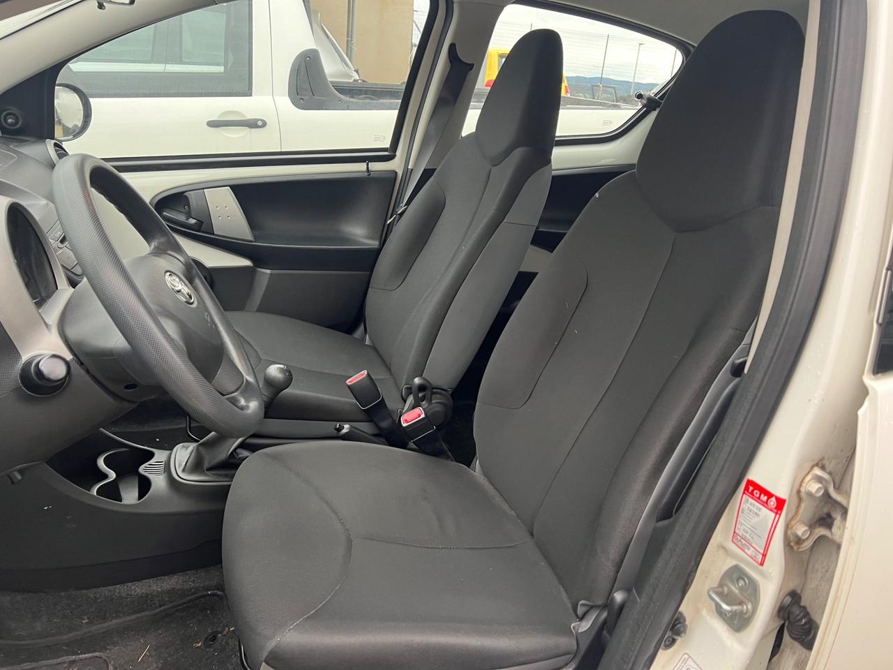 Toyota Aygo 1.0 12V VVT-i 5 porte Now