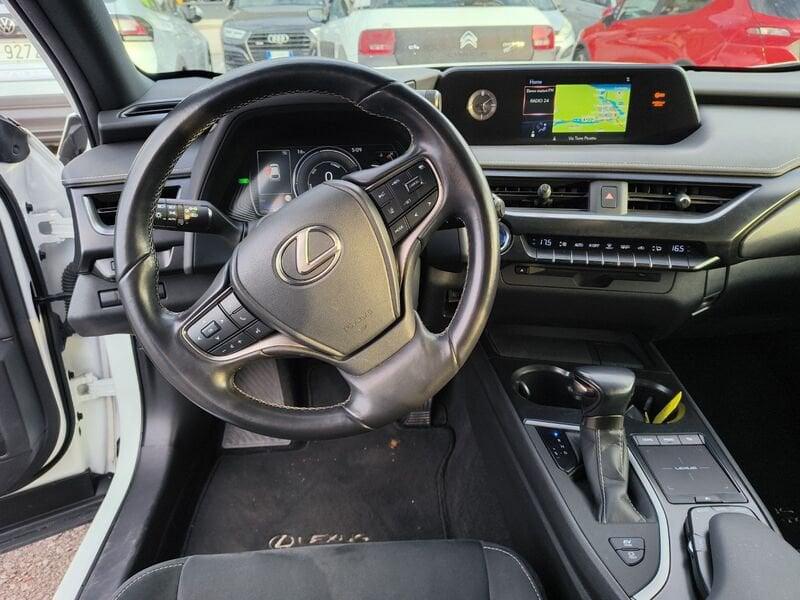 Lexus UX 250 H Hybrid 2 wd