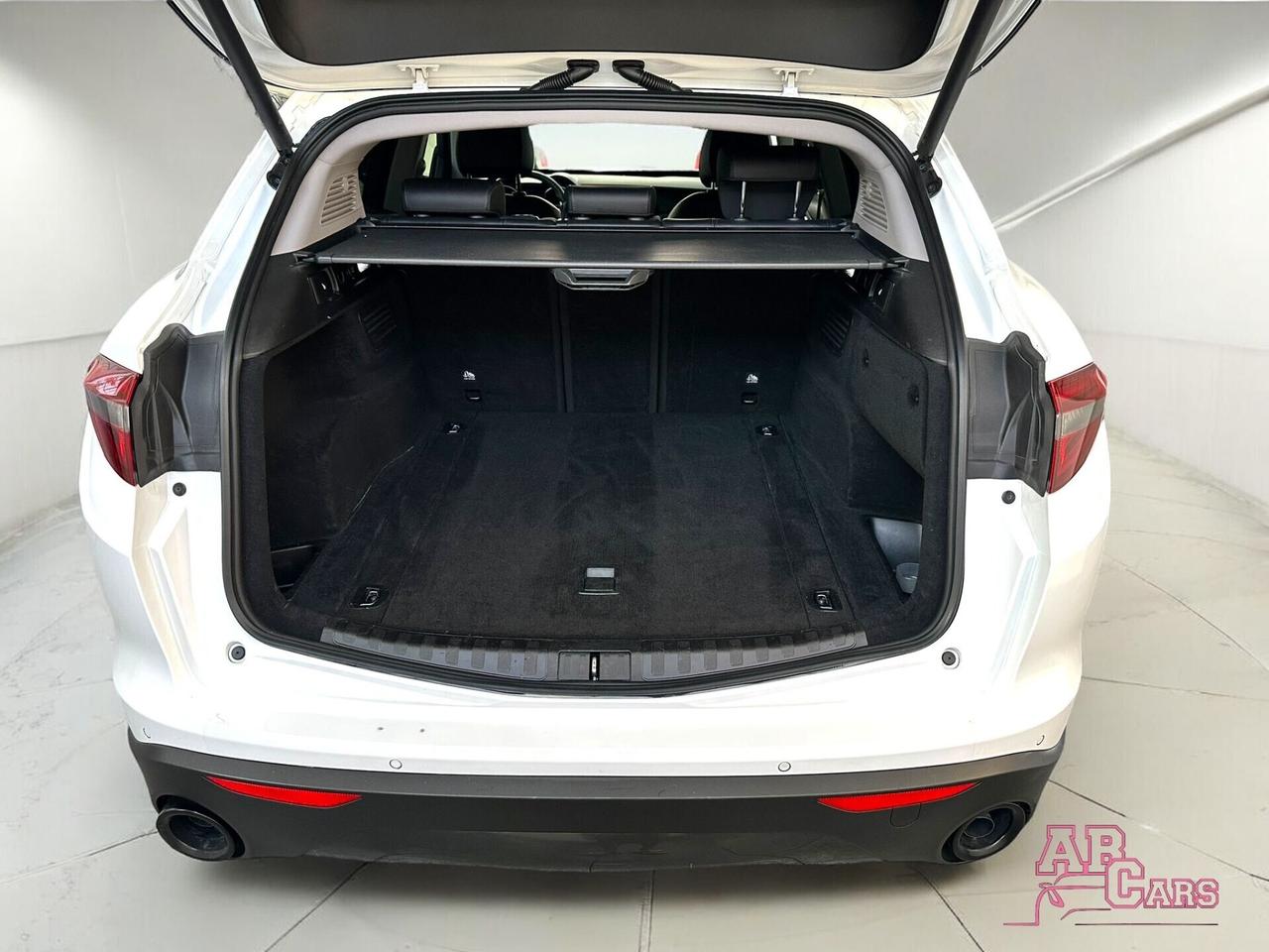 Alfa Romeo Stelvio 2.2 Turbodiesel 210 CV AT8 Q4 Veloce