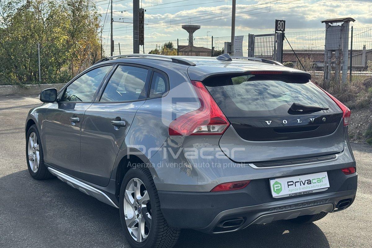 VOLVO V40 Cross Country D2 Geartronic Momentum