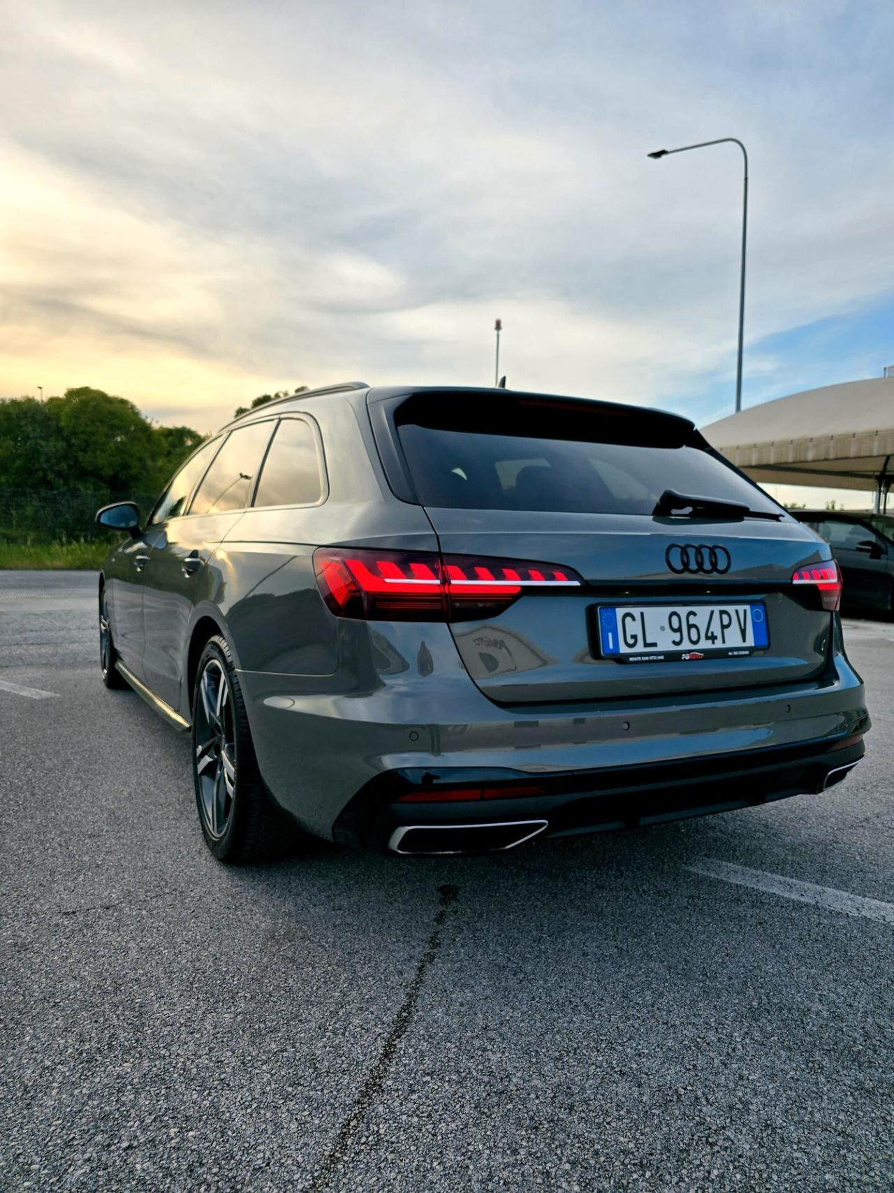 Audi A4 Avant 30 2.0 tdi mhev S Line edition 136cv s-tronic