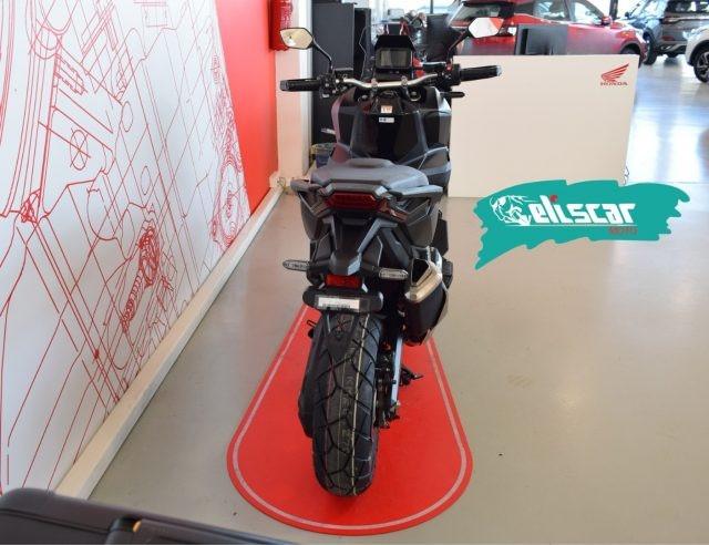 HONDA X-ADV 750 X-ADV 750 DCT