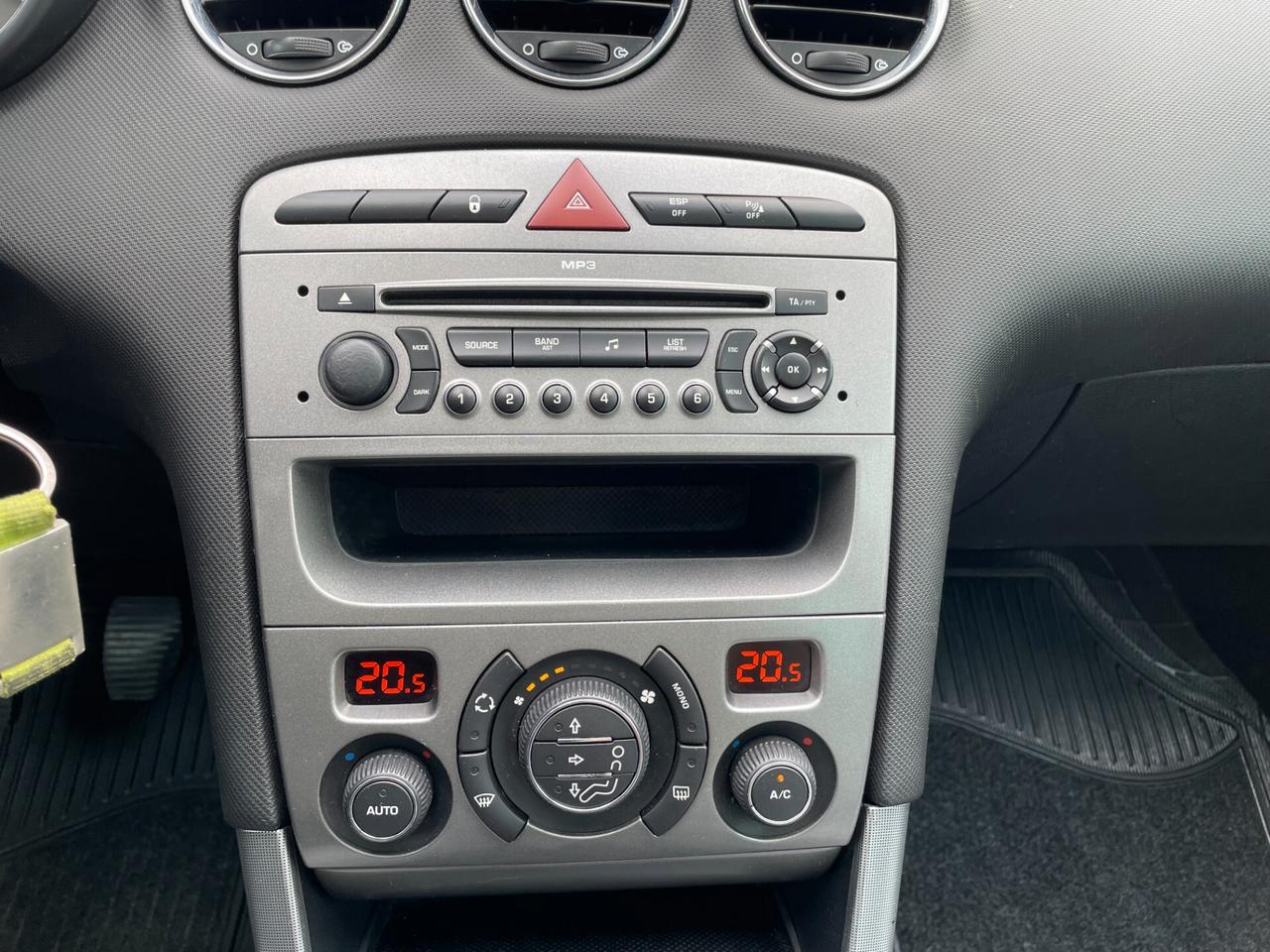 Peugeot 308 1.6 HDi 110CV SW Ciel Premium