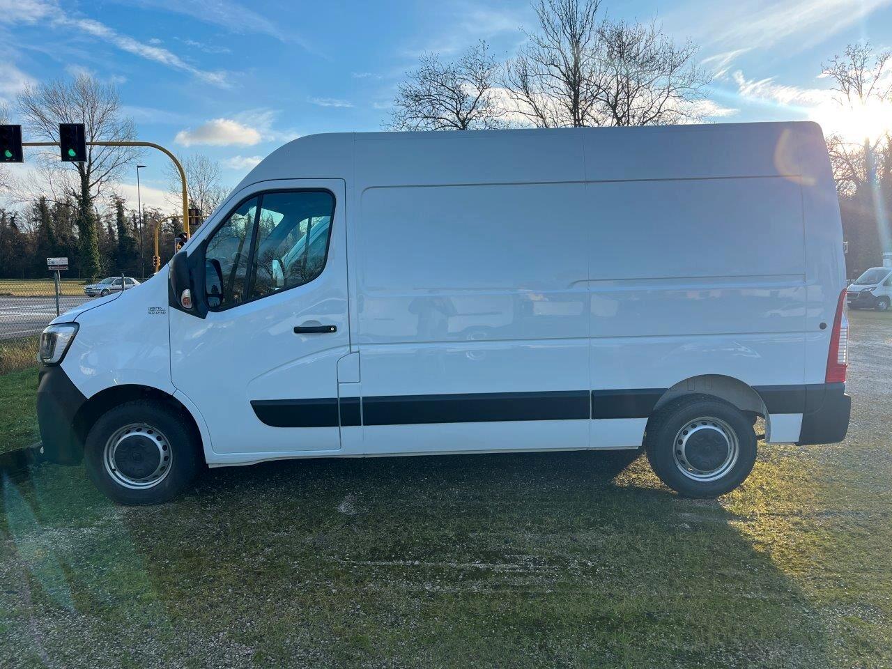 RENAULT MASTER T35 DCI 135 ICE L2 H2