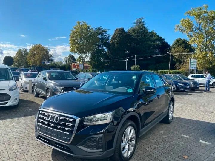 Audi Q2 30 TFSI Business
