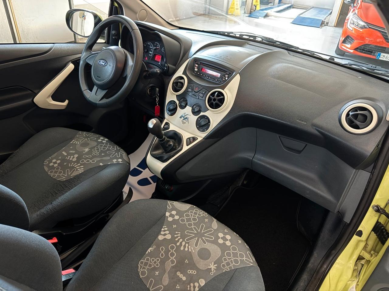 Ford Ka 1.2 + 69cv