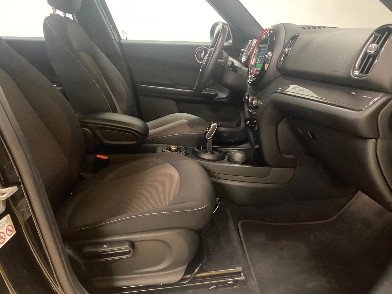 Mini Cooper D Countryman Mini 1.5 One D Business Countryman Automatica