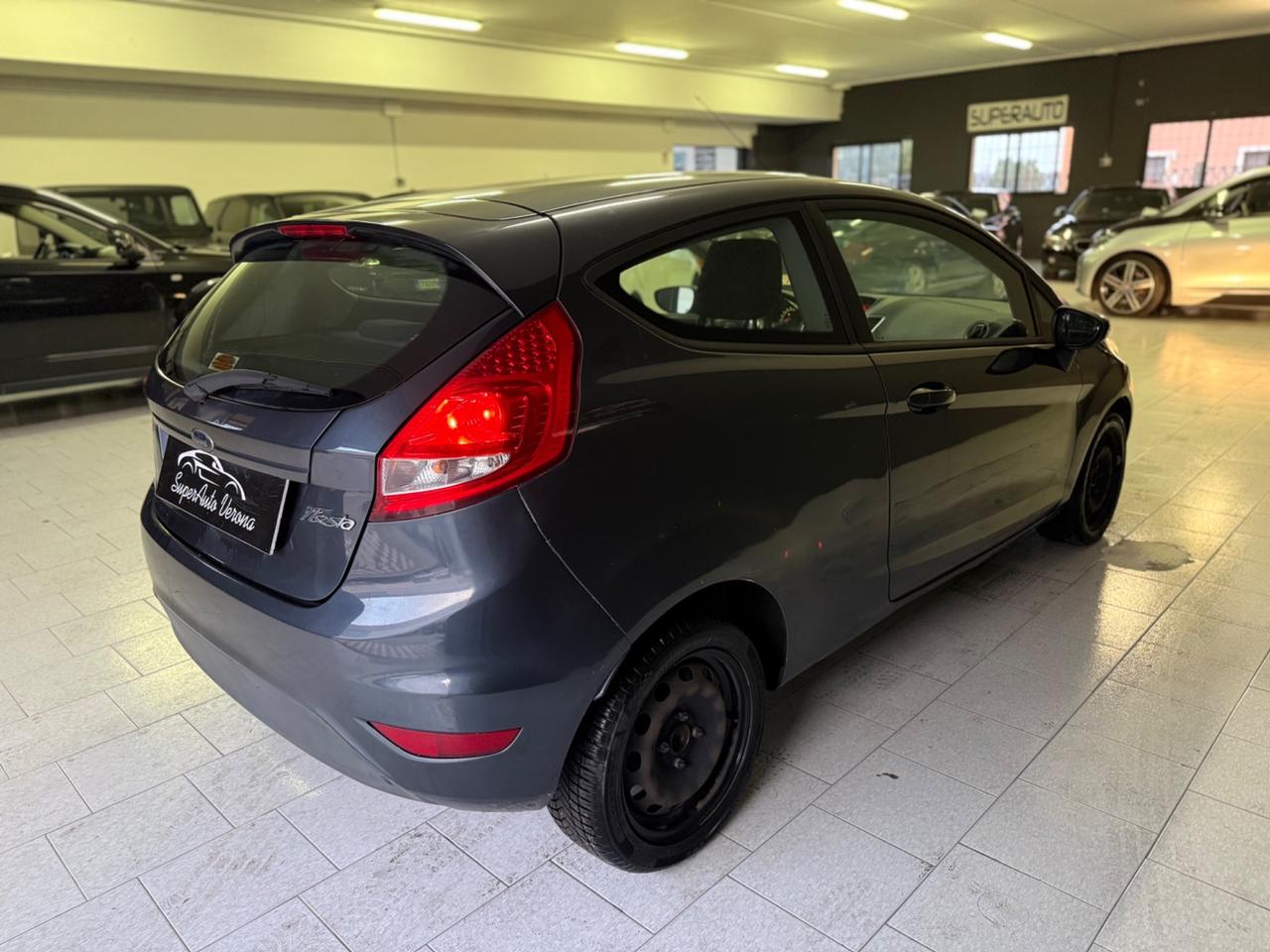 Ford Fiesta 1.4 3 porte Bz.- GPL Titanium