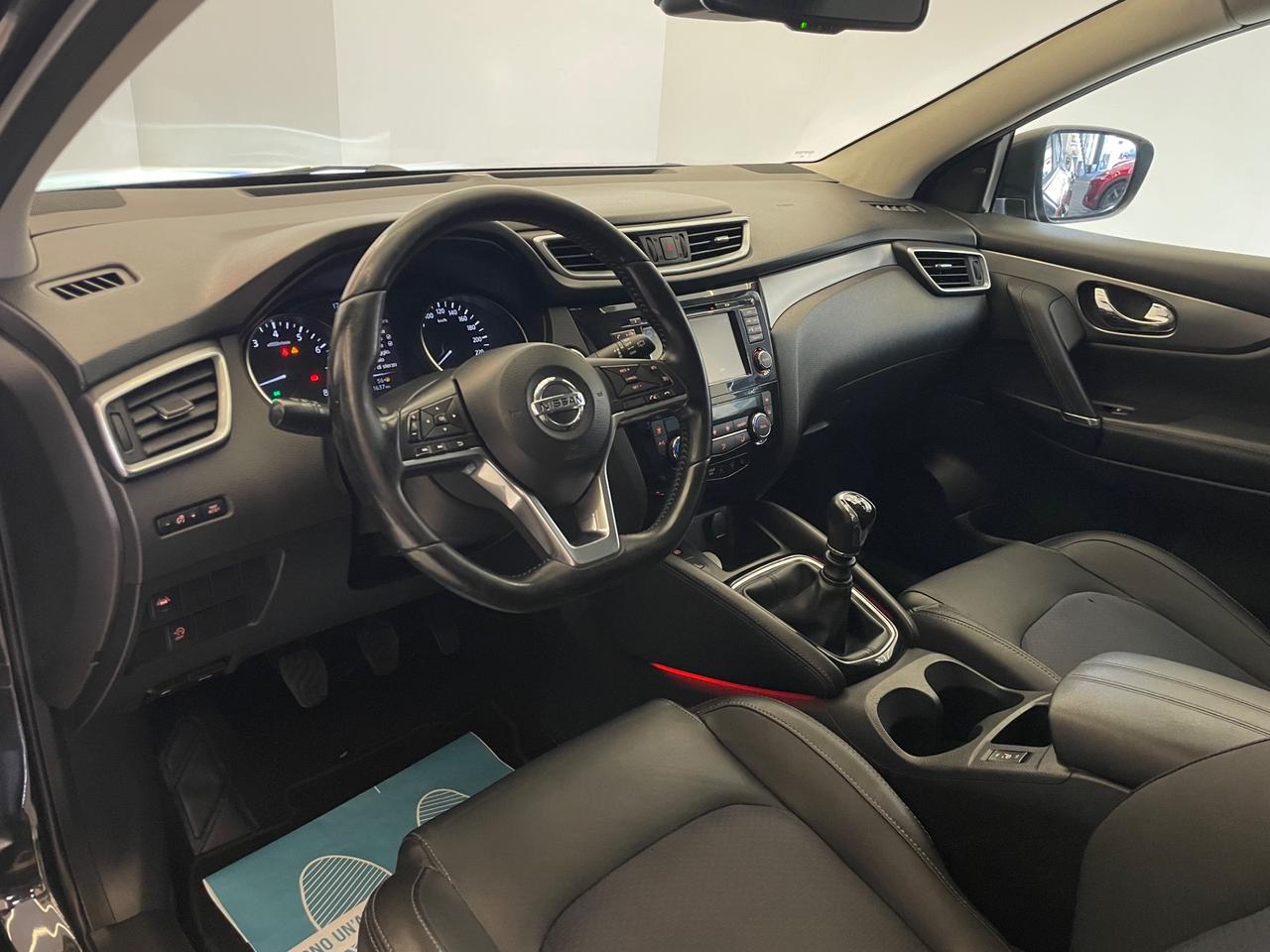 Nissan Qashqai 1.2 DIG-T Business