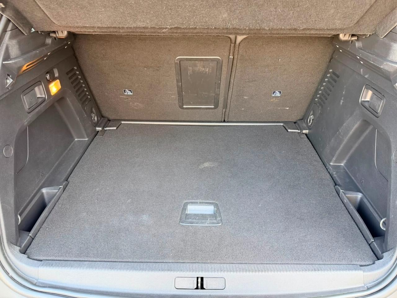 Peugeot 3008 1.5 HDi 130 EAT8 ALLURE - FULL LED/KEYLESS