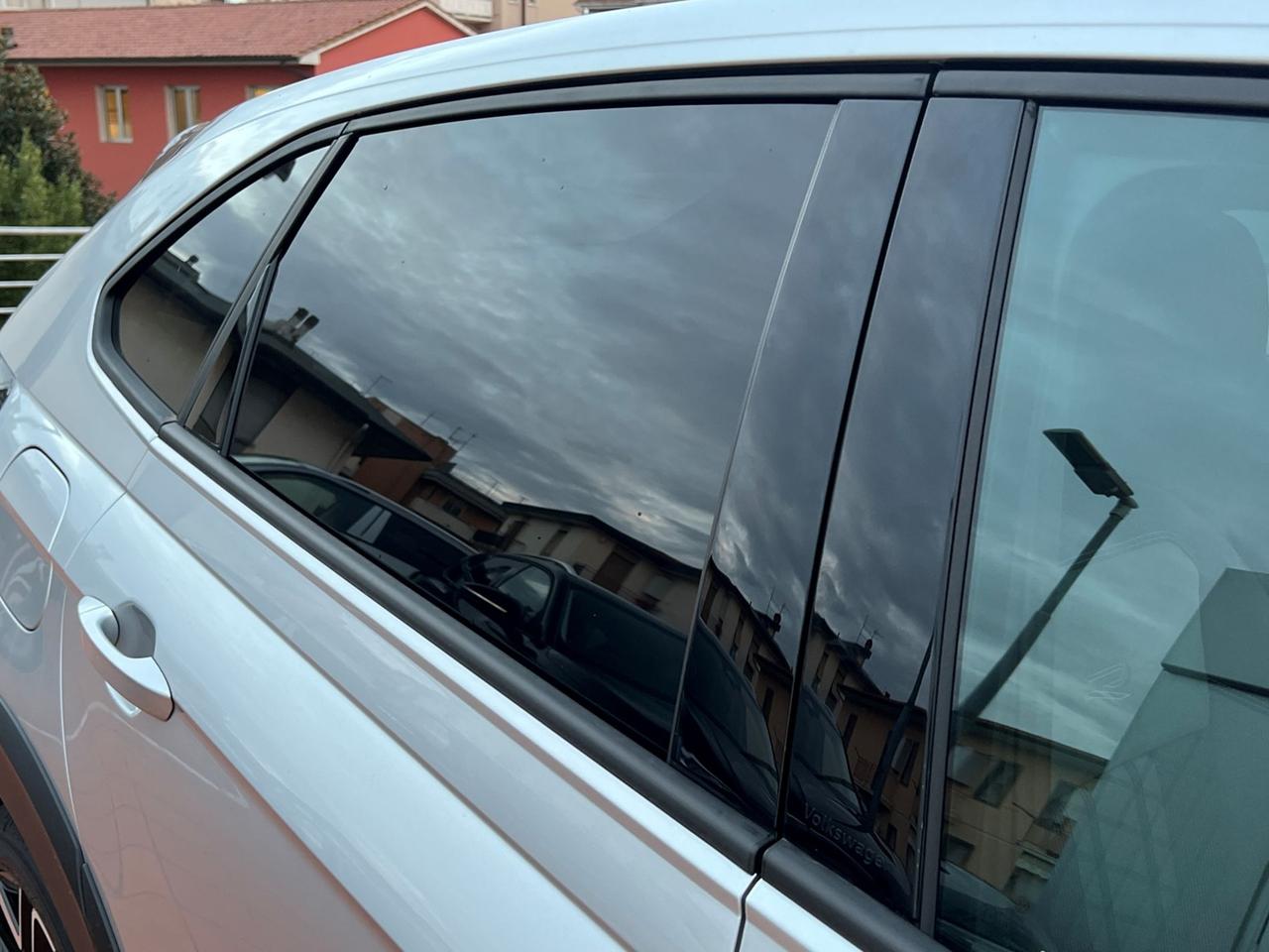 VOLKSWAGEN Taigo 1.0 tsi R-Line Plus 115cv