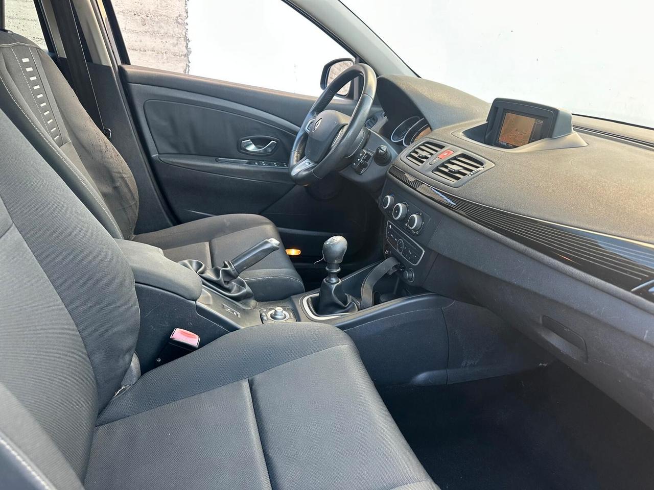 Renault Mégane 1.5 dCi 110CV SporTour GT Line-10/2011