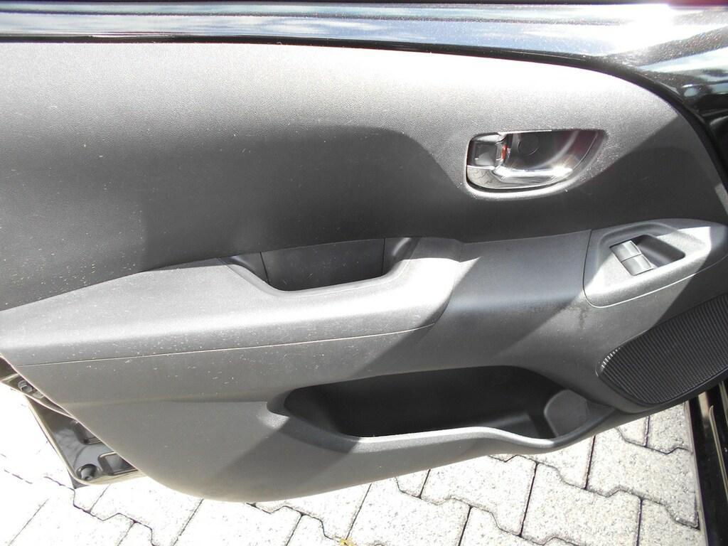 Toyota Aygo 5 Porte 1.0 VVT-i x-business