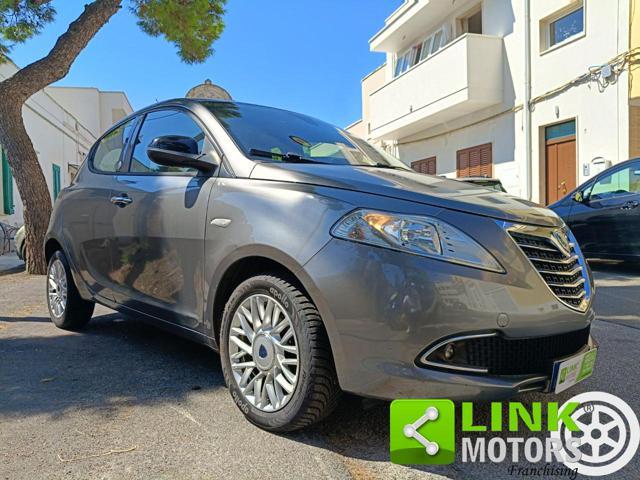 LANCIA Ypsilon 1.2 69 CV 5 porte GPL Ecochic Silver NEOPATENTATI