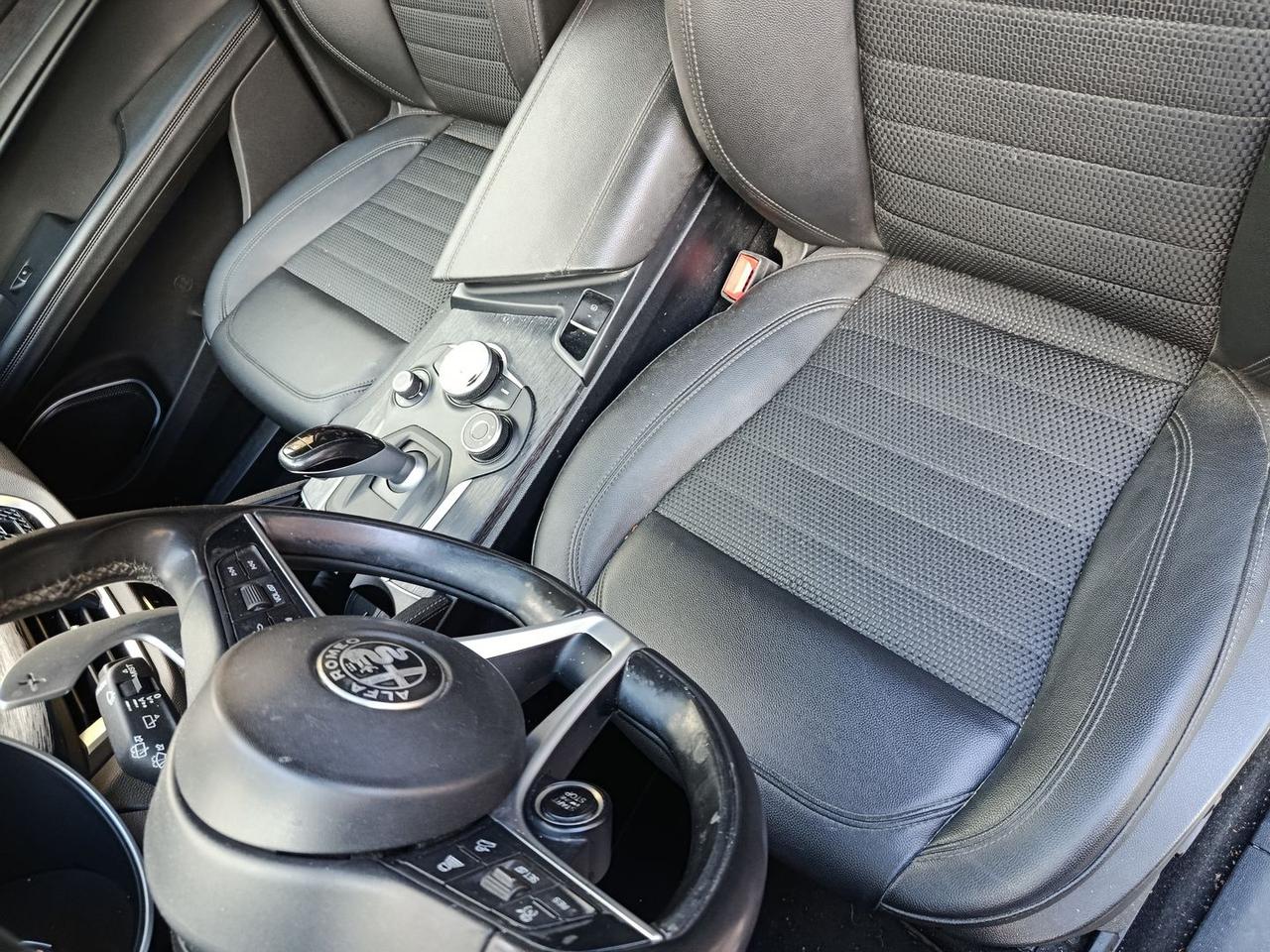 Alfa Romeo Stelvio Sport Tech 2.2 #7918