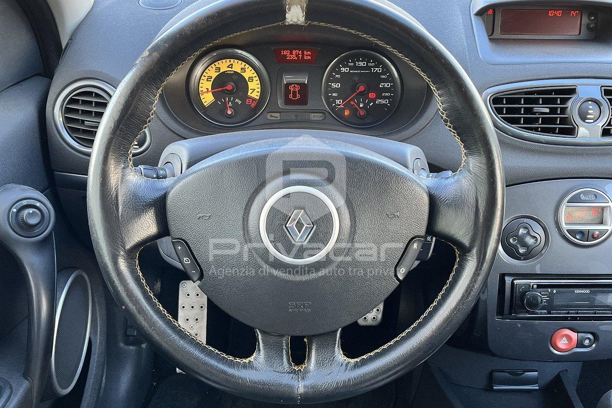 RENAULT Clio 2.0 16V 203CV 3 porte RS