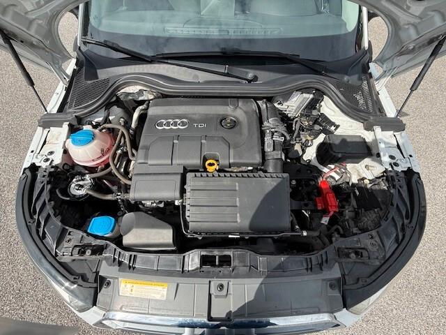 Audi A1 SPB 1.4 TDI Admired S LINE