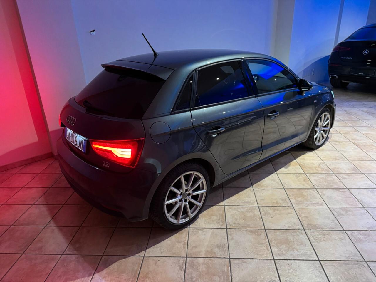 Audi A1 1.4 TDI ultra S tronic Sport S-LINE