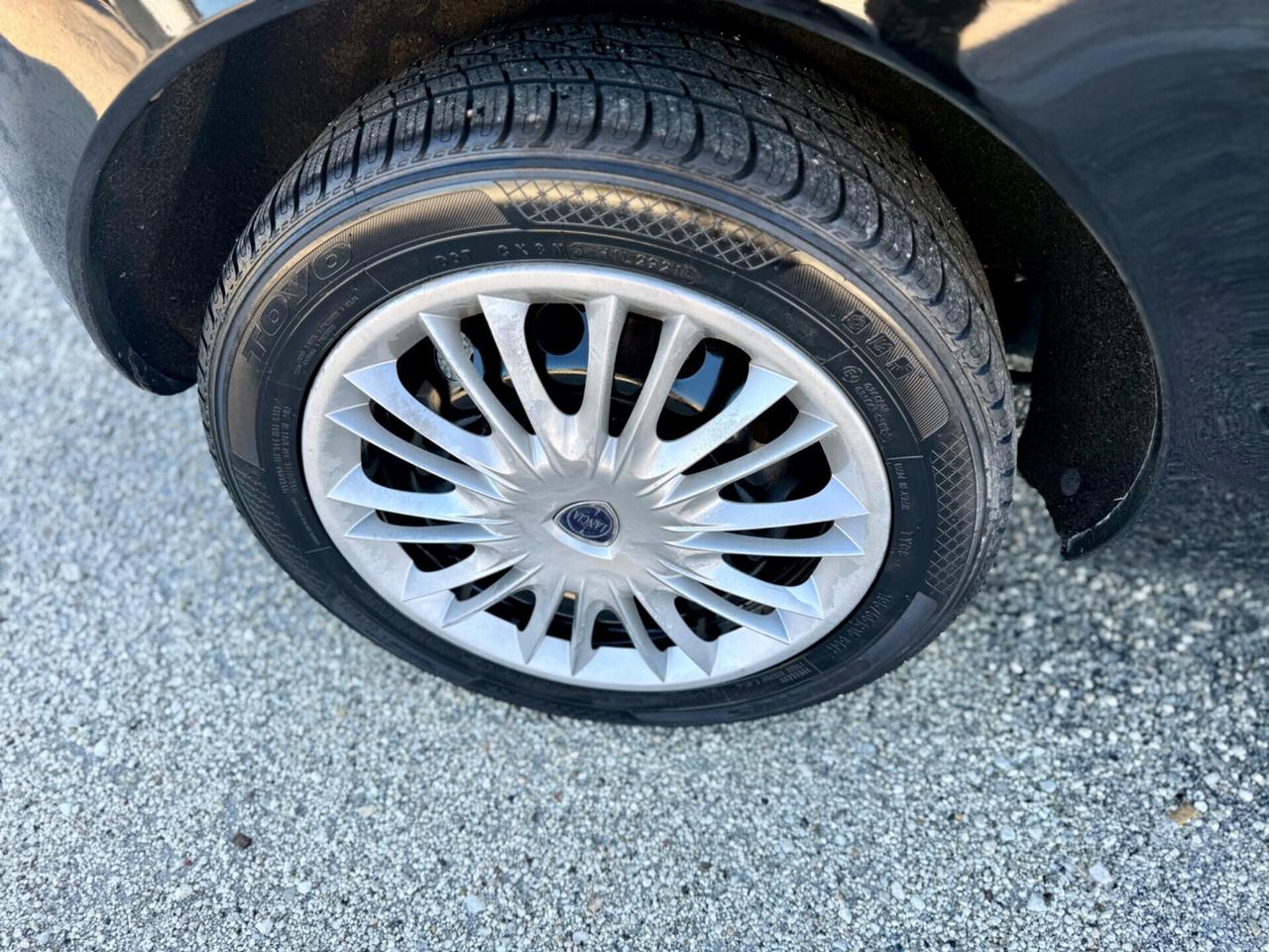 Lancia Ypsilon ecochic 1.4 benzina GPL neopatentati