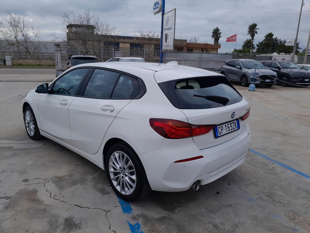 BMW 116 D 5P BUSINESS ADVANTAGE CAMBIO AUTOMATICO