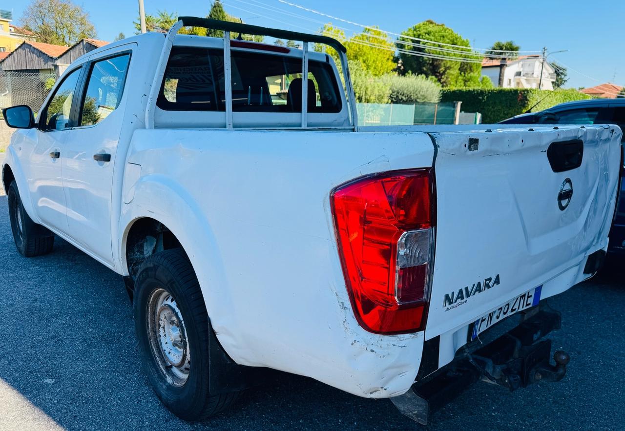 Nissan Navara 2.3 dCi 4WD Double Cab N-Connecta