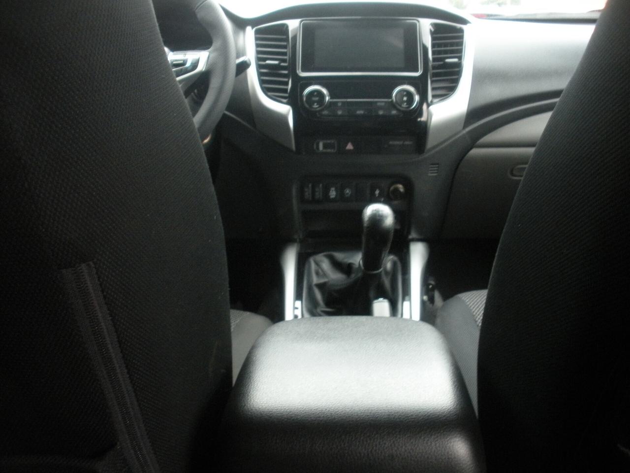 Mitsubishi L200 2.4 DI-D/181CV Double Cab SAFARI