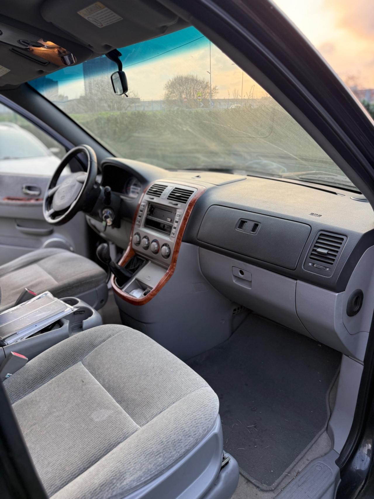 Kia Carnival DIESEL 140000KM 6 POSTI