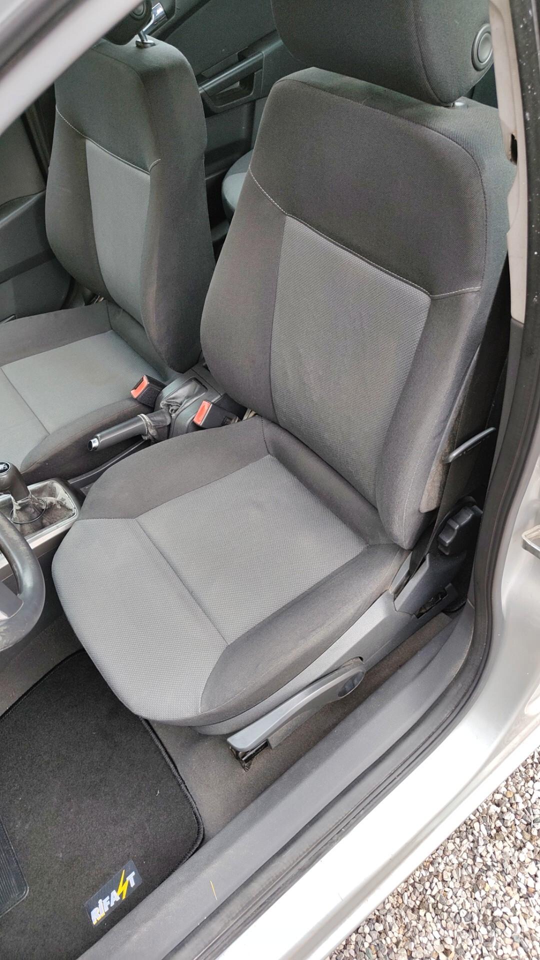 Opel Astra 1.7 CDTI 101CV 5 porte Cosmo