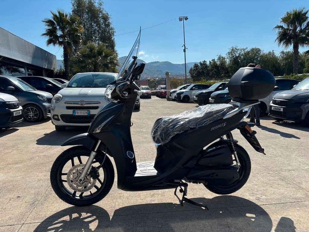 Kymco People S 125 Nuovo pronto consegna Tuo a solo28 Euro al mese