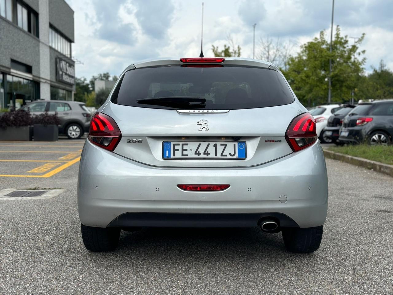 Peugeot 208 PureTech Turbo 110 EAT6 S&S 5 porte GT Line