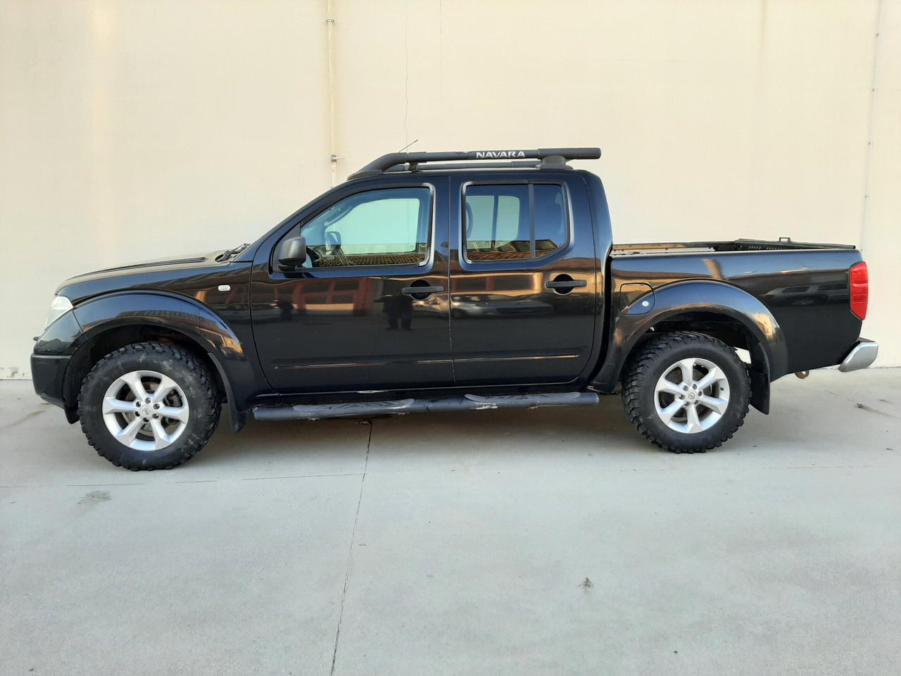 Nissan Navara 2.5 dCi 4 porte Double Cab LE