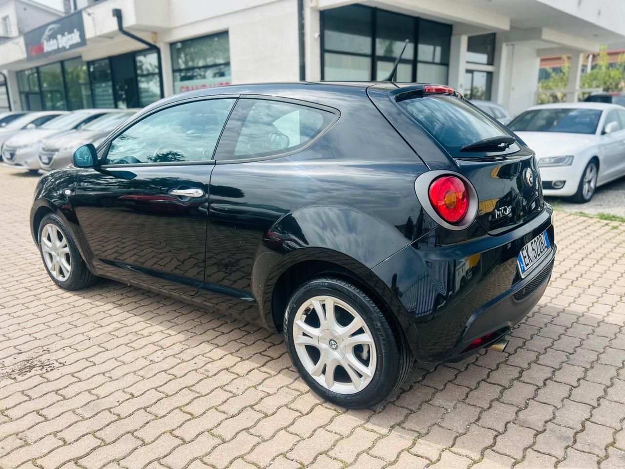 Alfa Romeo MiTo 1.3 JTDm-2 95 CV S&S Distinctive Sport Pack