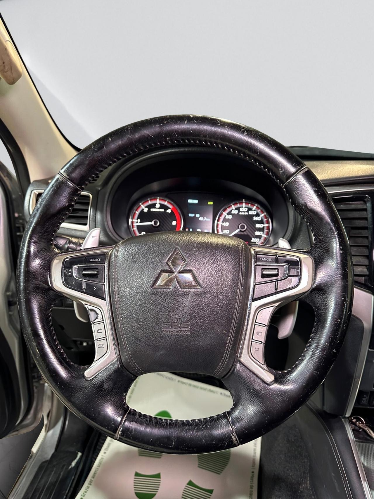 Mitsubishi L200 d. cab 2.3d Diamond Pack 2 Intouch 4wd 150cv auto