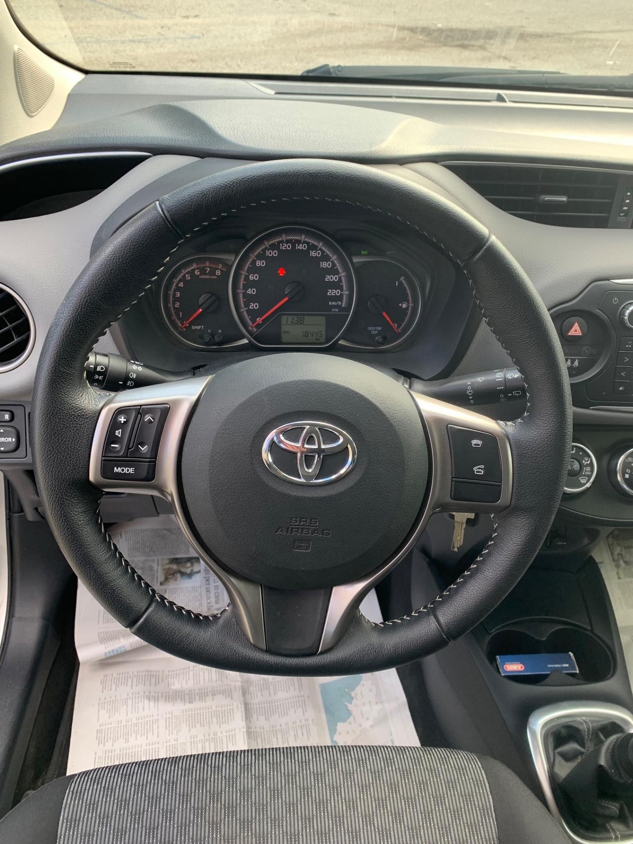 Toyota Yaris 1.0 5 porte Lounge 18000KM