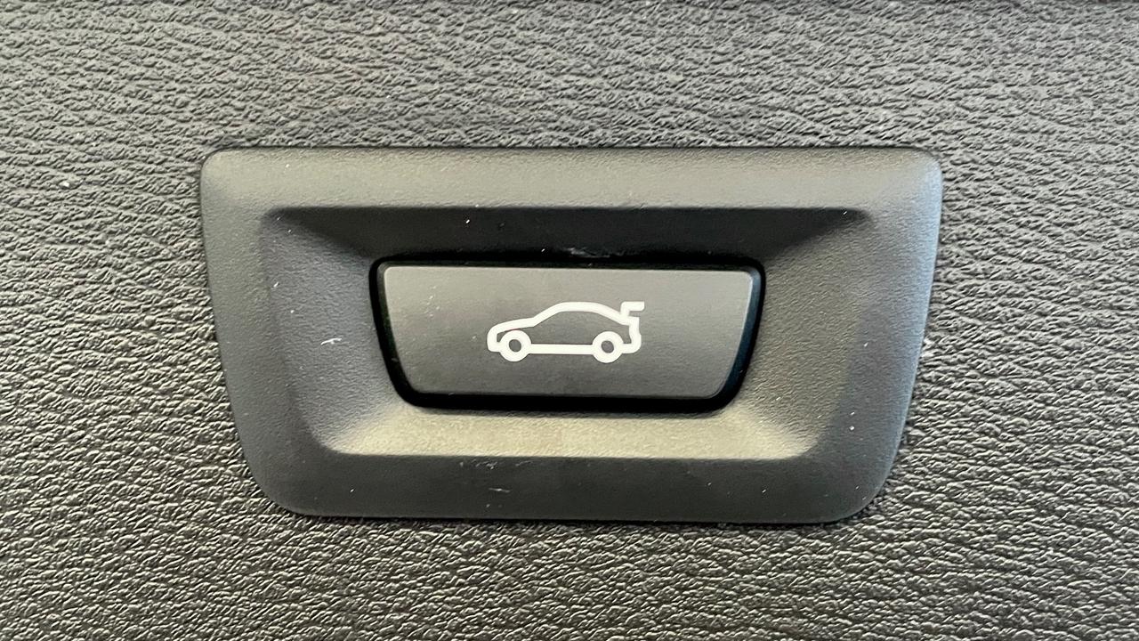 BMW X1 18D X-DRIVE 2.0 ADVANTAGE 150 CV - FULL LED, CARPLAY