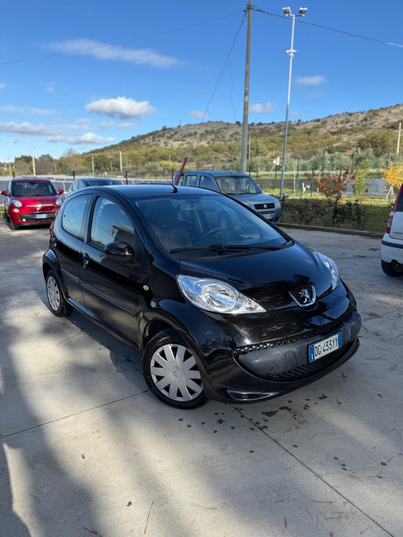 Peugeot 107 1.0 68CV 5p. Plaisir