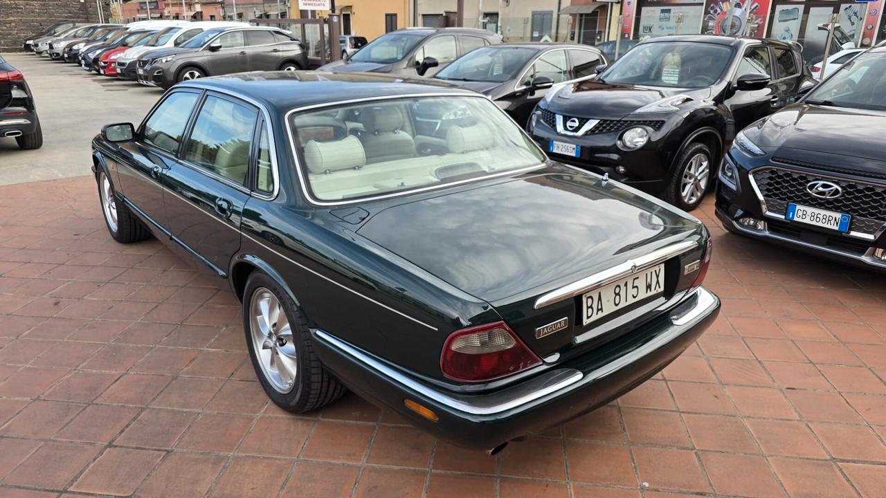 Jaguar XJ Daimler 4.0 cat Super Charged