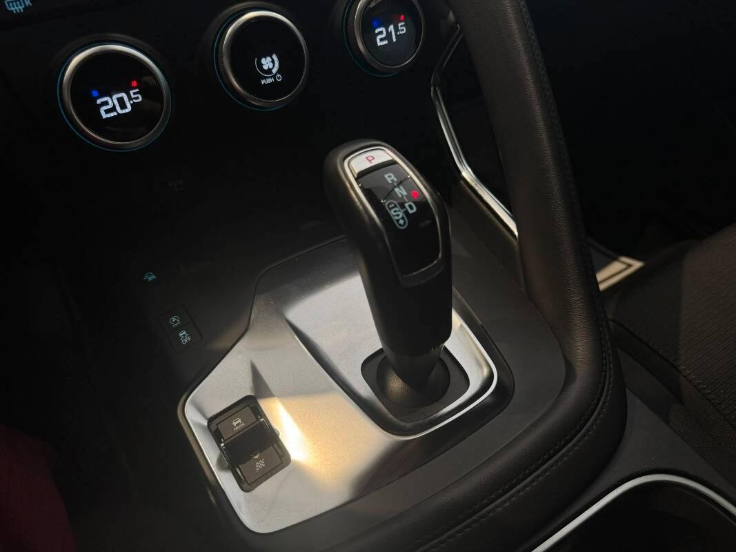 Jaguar E-Pace 2.0d i4 R-Dynamic awd 180cv auto my19