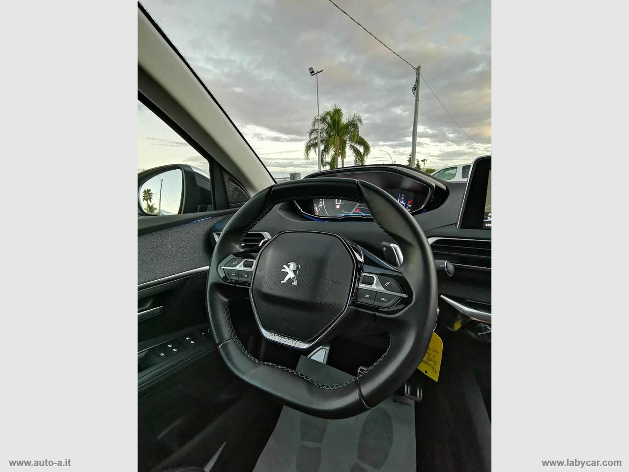 PEUGEOT 5008 BlueHDi 130 S&S EAT8 Crossway