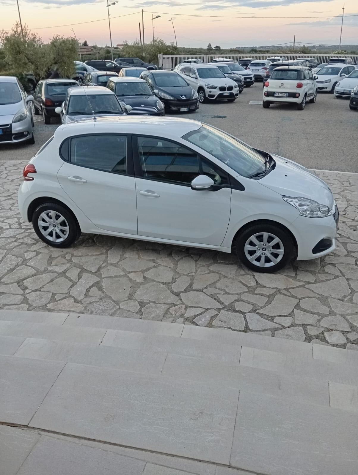 Peugeot 208 BlueHDi 100 Stop&Start 5 porte Active Pack